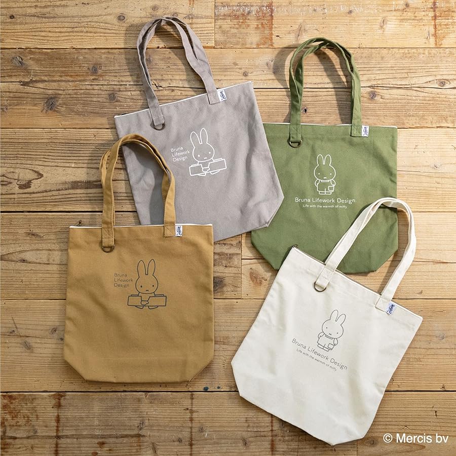 【⭐︎みっちゃん⭐︎プロフ必読】Big Logo Boston Bag すみっコぐらし ボストンバッグ(ホワイト) キッズ すみっこ